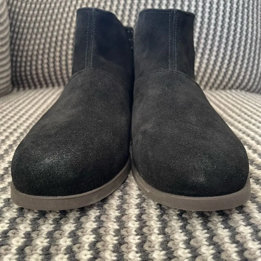 Koolaburra by Ugg Giyah Black Suede Studded Ankle Boots Women’s Shoe Size 9.5